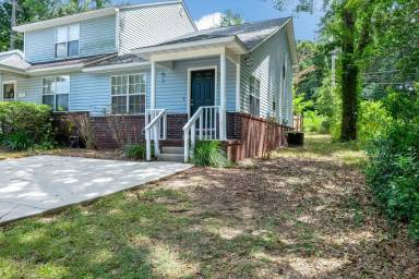 Main picture of 1997 Maymeadow Ln