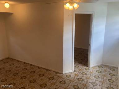Main picture of 211 NW 24th Ct