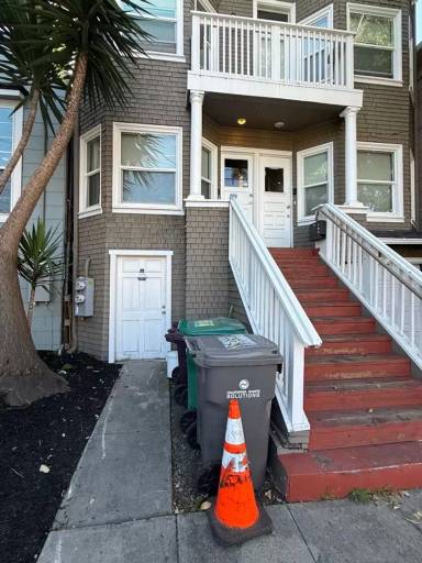 Main picture of 2535 Filbert St