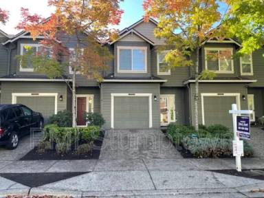 Main picture of 16140 NW Fescue Ct