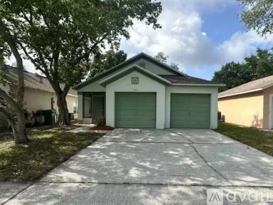 Main picture of 315 Daniels Pointe Dr