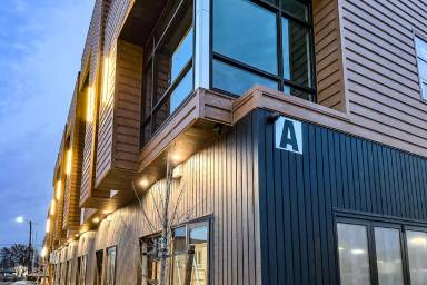 Main picture of 212 N Elm St