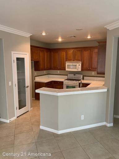 Main picture of 5452 Ayers Cliff St