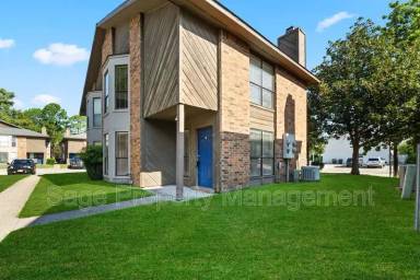 Main picture of 1983 S Brightside View Dr