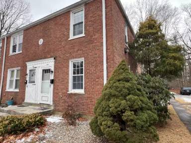 Main picture of 34 Garden Dr