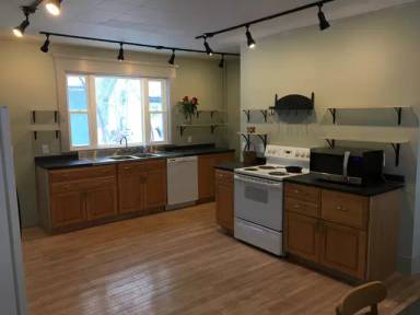 Main picture of 40 Spring St