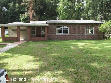 Main picture of 5644 Tanglewood Ln