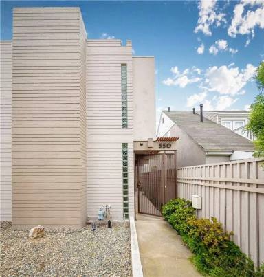 Main picture of 550 4th St