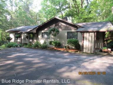 Main picture of 553 Wake Robin Dr