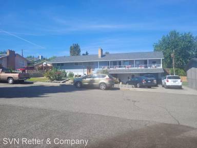 Main picture of 718 S Sharron St