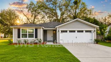 Main picture of 3159 Phyllis St