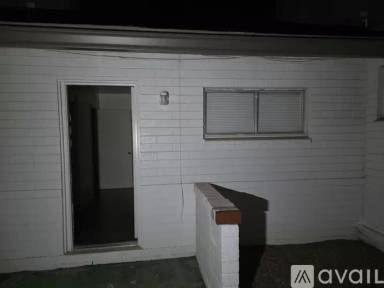 Main picture of 9215 N 13th Pl