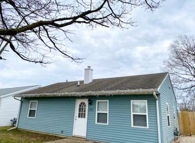 Main picture of 701 E Linda Layne