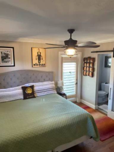 Main picture of 4435 W Iowa Ave