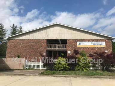 Main picture of 1320 N 1st St