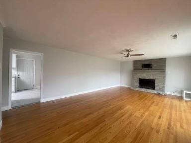 Main picture of 4616 Fairlane Dr