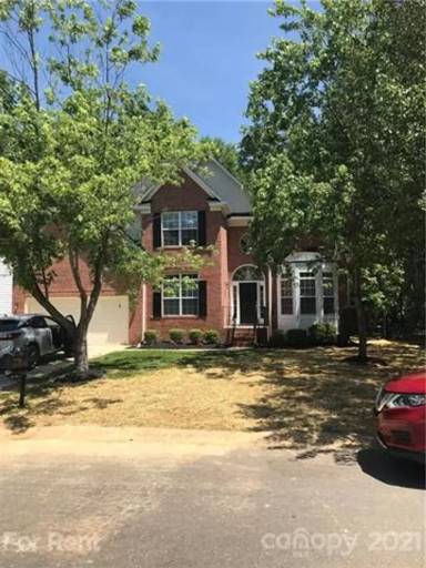 Main picture of 207 Alnwick Ln