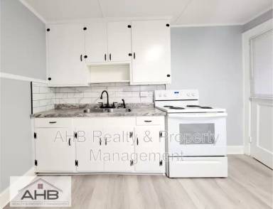 Main picture of 426 S Beaumont Ave