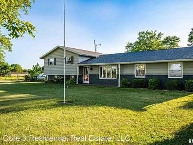 Main picture of 411 S Pinkerton Rd