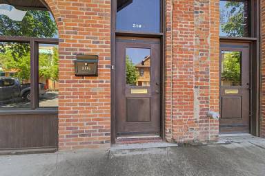 Main picture of 312 1st St