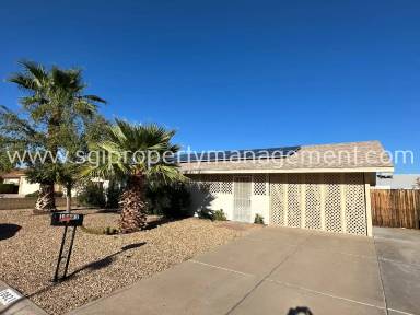Main picture of 10621 N 115th Ave