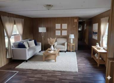 Main picture of 36 Diana Dr