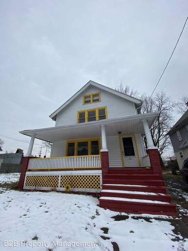 Main picture of 12406 Woodside Ave