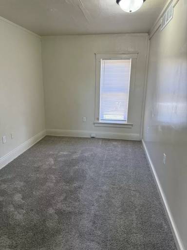 Main picture of 215 - S 2nd - 5