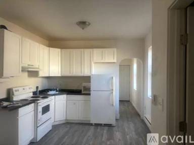 Main picture of 6017 Reinhard St