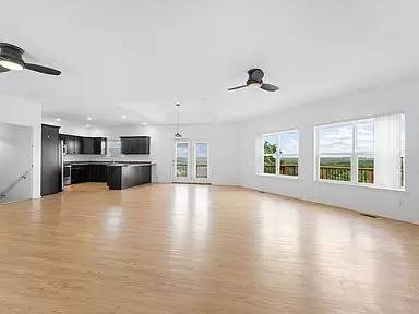 Main picture of 319 Cliff House Rd