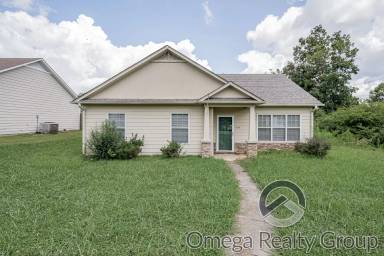 Main picture of 200 Saratoga Ln