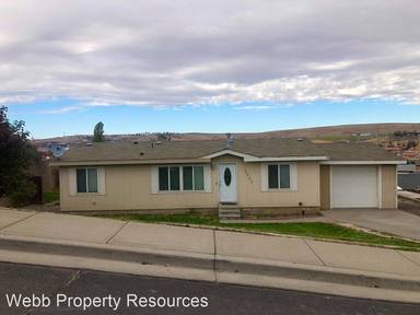 Main picture of 3023 SW Overlook St