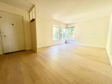 Main picture of 722 Channing Ave