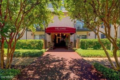 Main picture of Summit Condominiums
