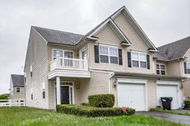 Main picture of 17 Weldon Dr