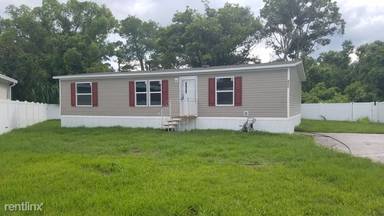 Main picture of 4660 Chicadee Ave
