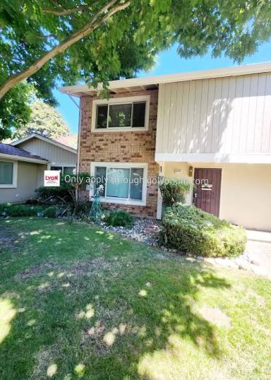 Main picture of 8183 La Riviera Dr