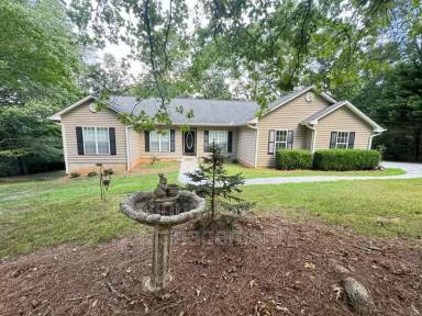 Main picture of 161 Long Branch Xing