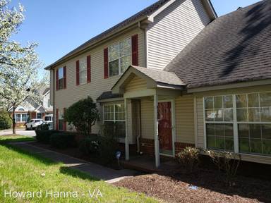 Main picture of 201 N Hill Ln