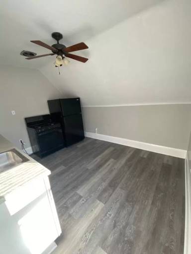 Main picture of 301 E Howard Ave