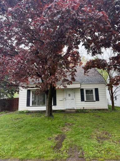 Main picture of 27190 Zeman Ave