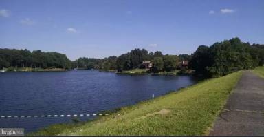 Main picture of 15087 Holleyside Dr