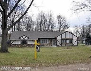 Main picture of 1555 Oak