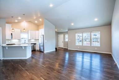 Main picture of 6446 N Descartes Dr