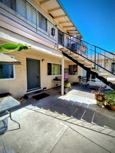 Main picture of 1179 Francisco Ave