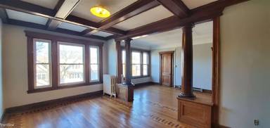 Main picture of 633 Orange St
