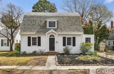 Main picture of 98 Hopkins St