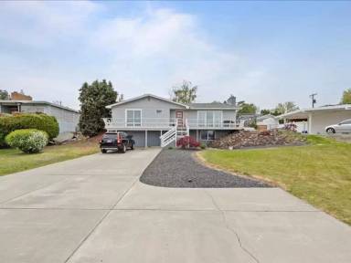 Main picture of 3603 W Canal Dr