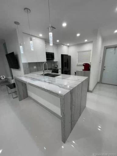 Main picture of 3569 NW 94th Ave