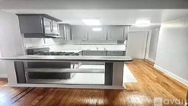 Main picture of 303 Webster Ave